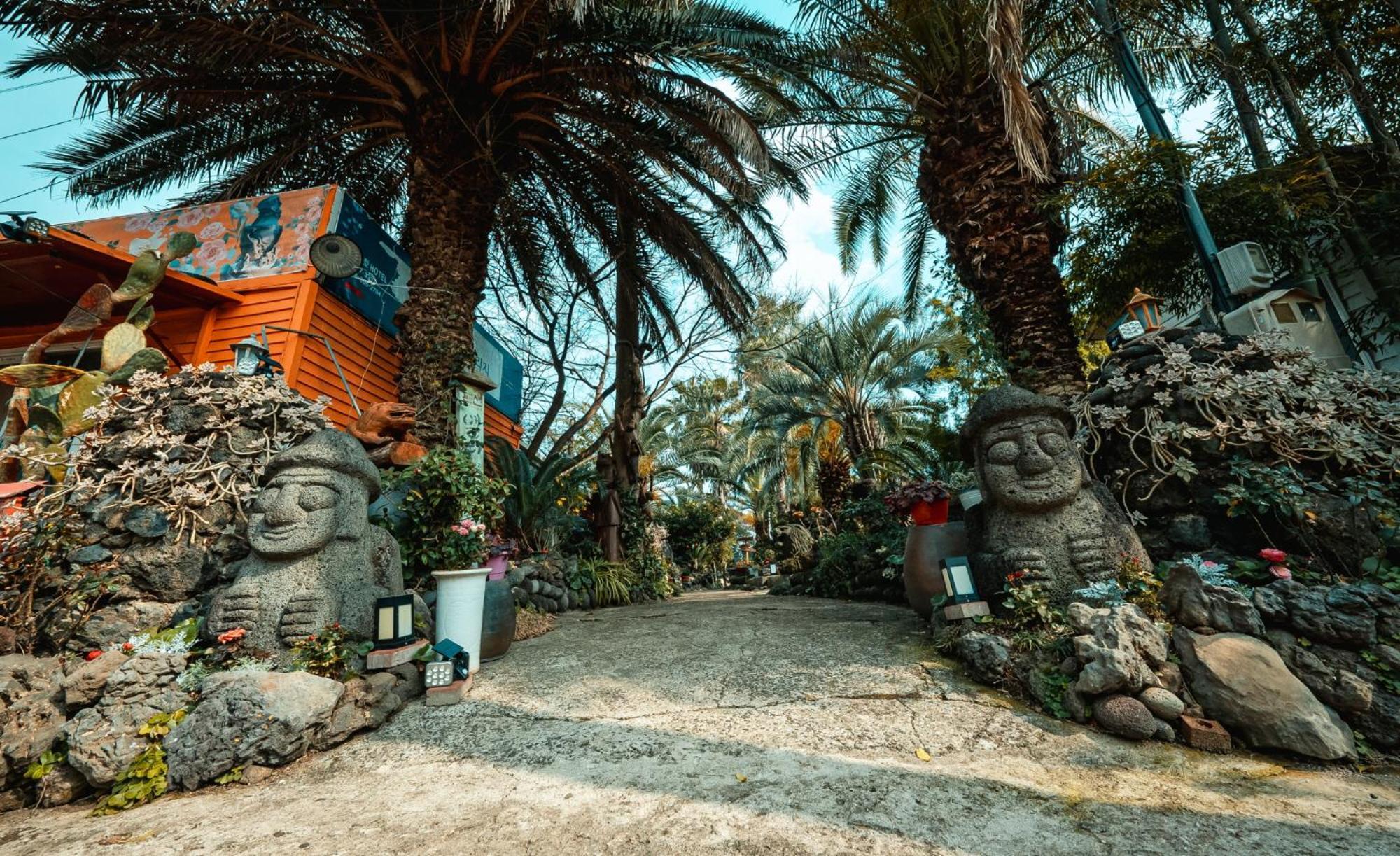 Valley Village ソギポ エクステリア 写真